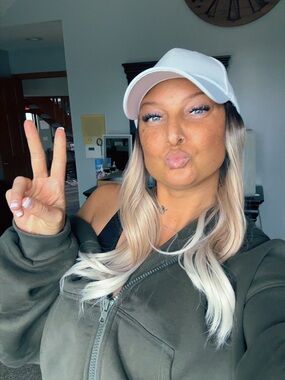 Chelsey Smith Crowns baseball cap wig